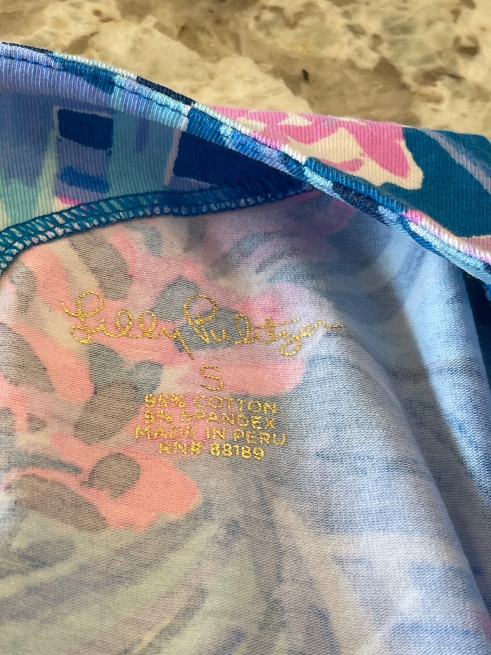 Lilly Pulitzer Waverly Top T-Shirt Lot of 2 Shirts S Tropical Resort Colorful - Picture 6 of 12